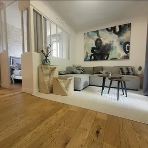 https://appart-avec-piscine-casino-plein-air-et-plage.fr-provencehotel.com